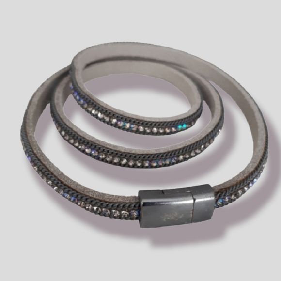 Wrap crystal bracelet - Picture 1 of 6